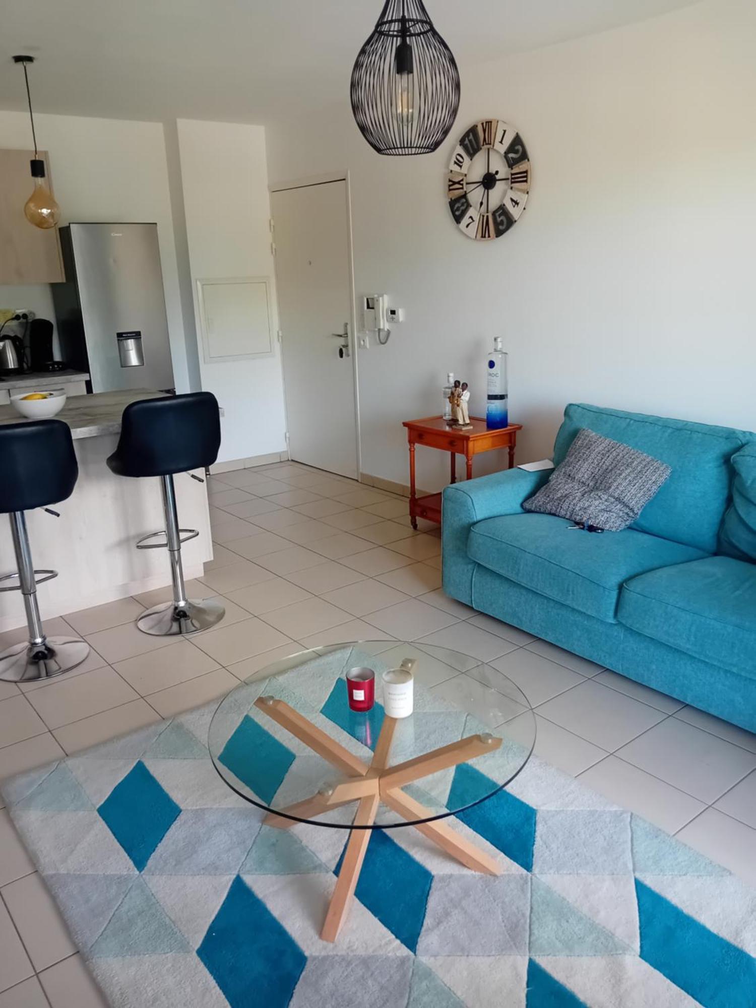 Superbe Appartement T2 Cuers Dış mekan fotoğraf